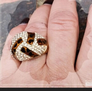 Crystal cocktail‎ ring 7.5 NWT